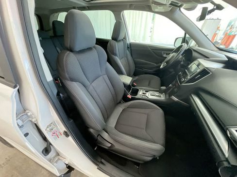 Used 2020 Subaru Forester Premium AWD/4WD image 25