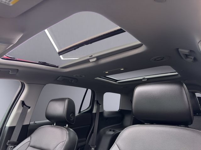 Used 2019 GMC Acadia SLT w/ LPO, Floor Liner Package AWD/4WD image 23