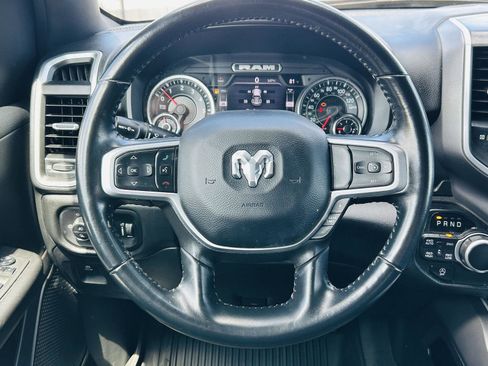 Used 2022 RAM 1500 Big Horn AWD/4WD image 12