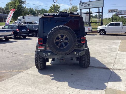 Used 2016 Jeep Wrangler Unlimited Sport w/ Quick Order Package 24S AWD/4WD image 5