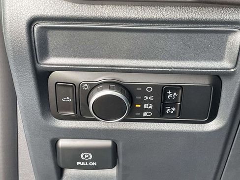 Used 2024 Ford F150 XL image 18