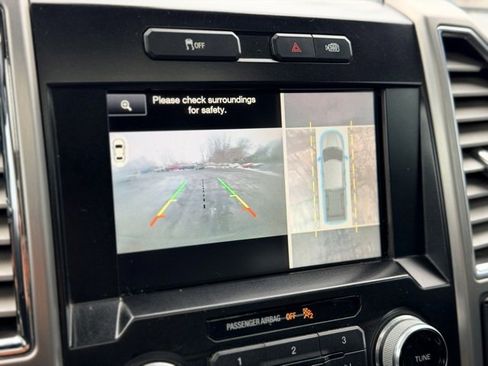 Used 2015 Ford F150 Platinum w/ Equipment Group 701A Luxury image 14