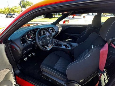 Used 2023 Dodge Challenger SRT Hellcat w/ Driver Convenience Group image 17