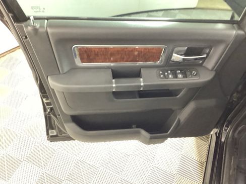 Used 2012 RAM 1500 Laramie image 17