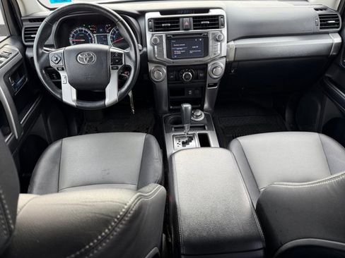 Used 2018 Toyota 4Runner SR5 image 12