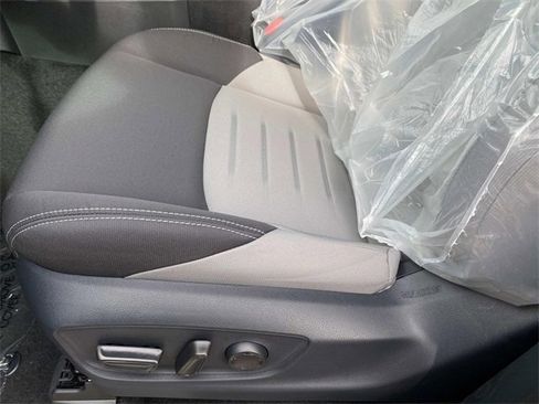 New 2025 Toyota Tacoma TRD Off-Road image 9