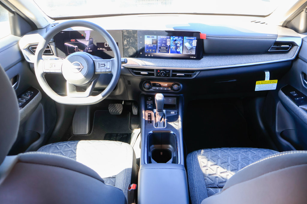 New 2027 Nissan Kicks SV FWD image 6