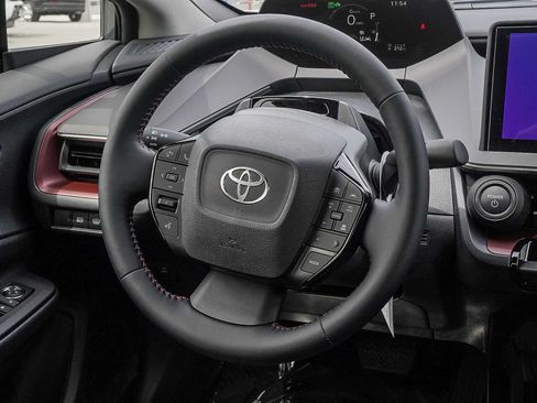 New 2026 Toyota Prius Plug-In Hybrid FWD image 19