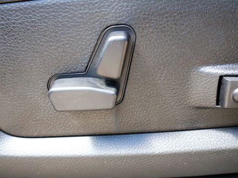 New 2026 RAM 2500 Big Horn AWD/4WD image 5