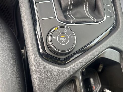 New 2026 Volkswagen Taos SEL AWD/4WD image 32