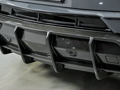 Used 2024 Lamborghini Urus Performante AWD/4WD image 16