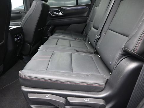 Used 2021 Chevrolet Tahoe RST AWD/4WD image 16