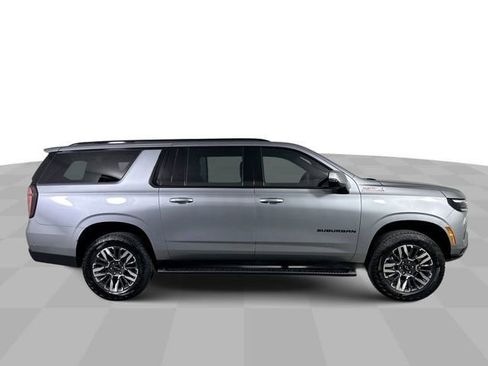 New 2026 Chevrolet Suburban Z71 AWD/4WD image 9