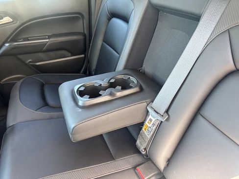 Used 2022 GMC Canyon AT4 AWD/4WD image 36