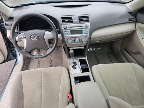 Used 2007 Toyota Camry LE image 18