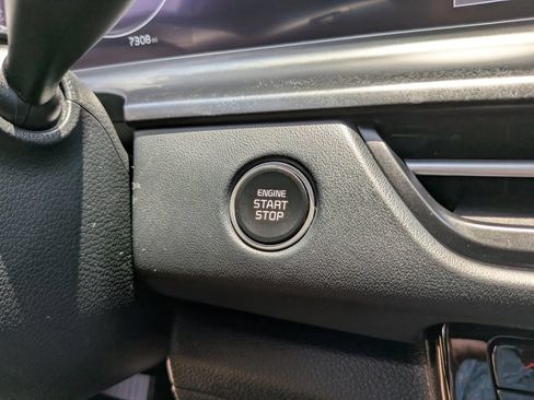 Certified 2025 Kia Seltos EX FWD image 27