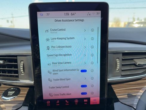 Used 2024 Ford Explorer Limited w/ Limited Technology Package image 14