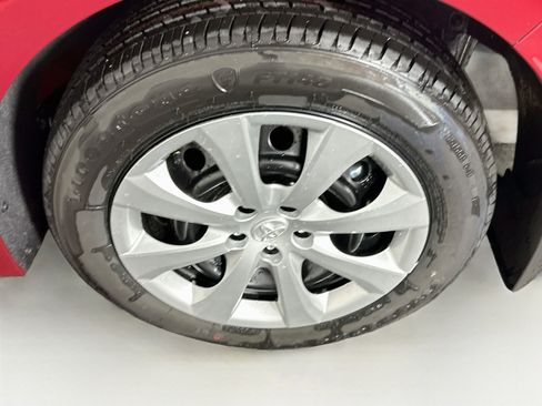 Used 2026 Toyota Corolla LE FWD image 11