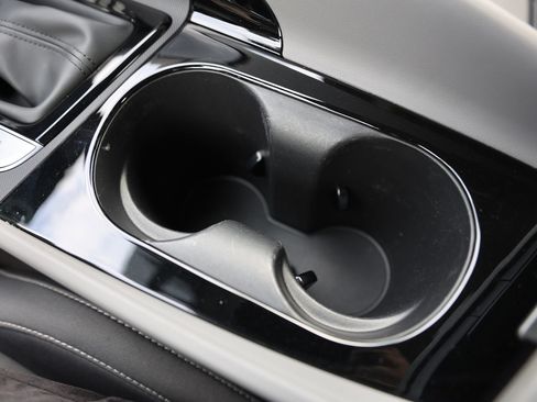 Certified 2025 Hyundai Elantra SEL FWD image 29