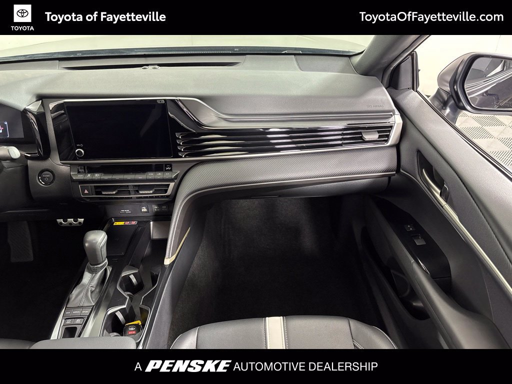Used 2025 Toyota Camry SE w/ Convenience Package FWD image 22