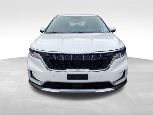 Certified 2023 Kia Carnival EX image 19