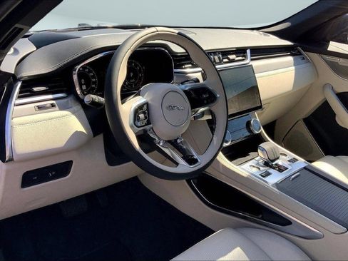 New 2026 Jaguar F-PACE R-Dynamic S AWD/4WD image 9