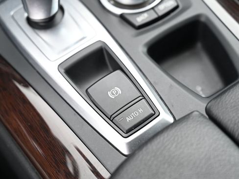 Used 2013 BMW X6 xDrive50i image 34