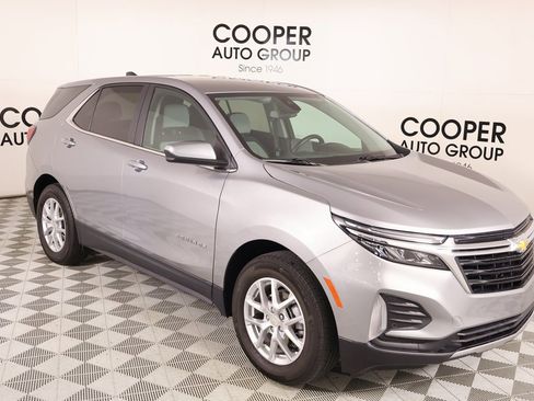 Used 2024 Chevrolet Equinox LT image 1
