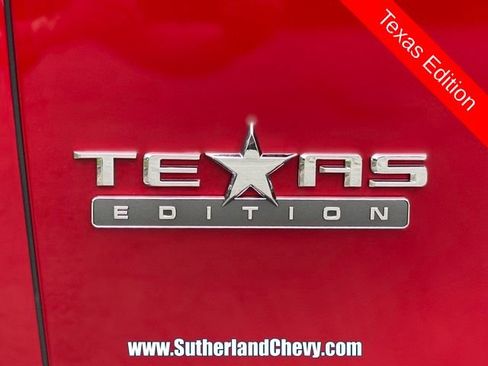 New 2026 Chevrolet Suburban LT w/ Comfort Package AWD/4WD image 12