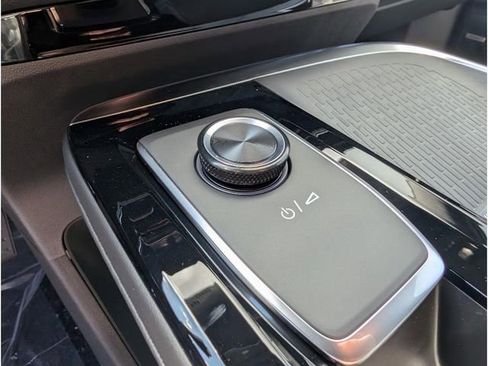 New 2026 Buick Enclave Preferred w/ Power Package image 23