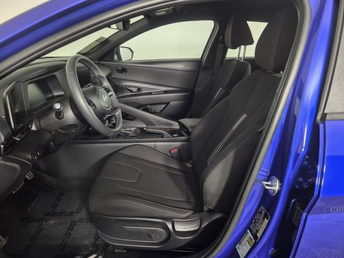Used 2026 Hyundai Elantra Sport FWD image 9