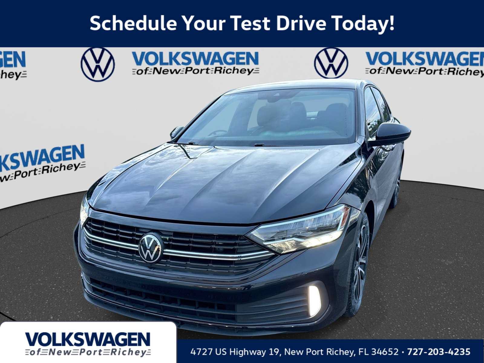 Used 2024 Volkswagen Jetta Sport FWD image 1