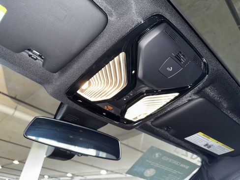 Used 2025 BMW 330i Sedan RWD image 32