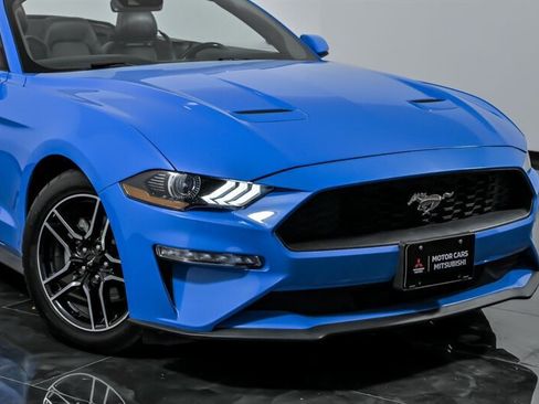 Used 2023 Ford Mustang Premium image 2