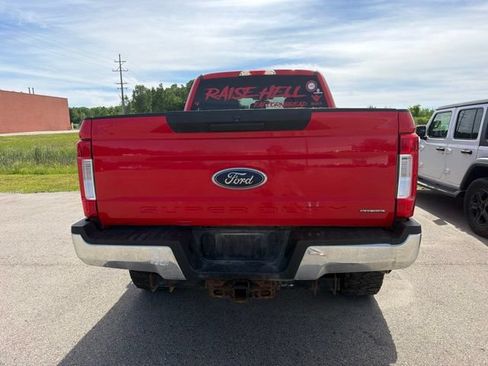 Used 2017 Ford F250 XLT AWD/4WD image 9