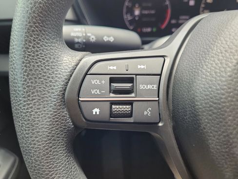 Used 2024 Honda CR-V LX image 28