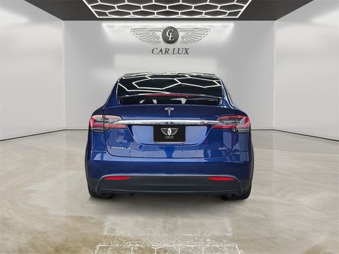 Used 2017 Tesla Model X 90D image 4