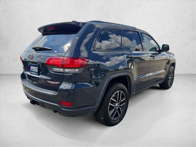 Used 2017 Jeep Grand Cherokee Trailhawk AWD/4WD image 5