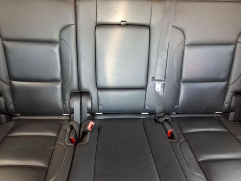 Used 2019 GMC Yukon SLT w/ Premium Edition RWD image 23