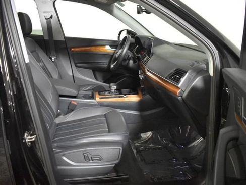 Used 2023 Audi Q5 2.0T Premium w/ Convenience Package AWD/4WD image 34