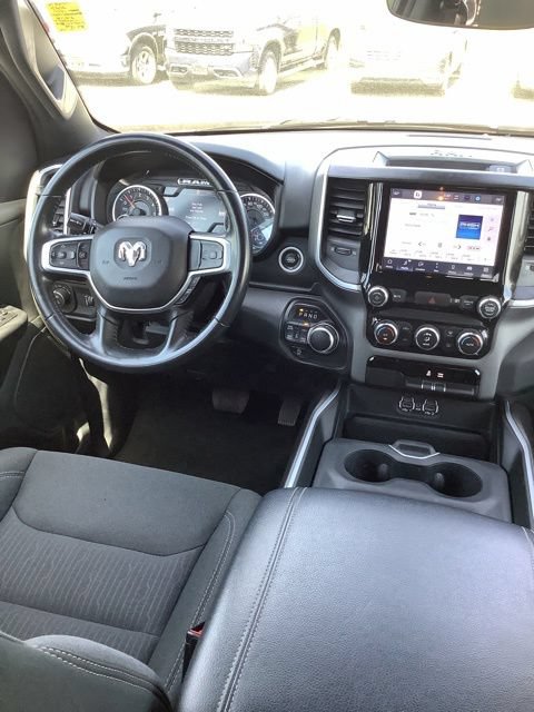 Used 2022 RAM 1500 Big Horn AWD/4WD image 12