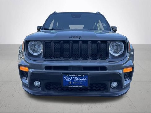 Used 2022 Jeep Renegade Altitude w/ Convenience Group image 2
