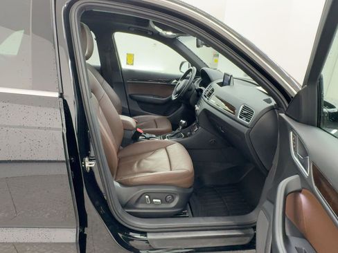 Used 2016 Audi Q3 2.0T Premium Plus w/ Technology Package image 31