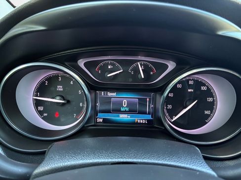 Used 2019 Buick Envision Essence FWD image 11