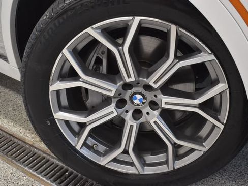 Used 2024 BMW X7 xDrive40i AWD/4WD image 31