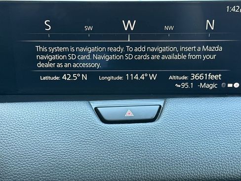 Used 2025 MAZDA CX-70 3.3 Turbo w/ Preferred Package AWD/4WD image 21