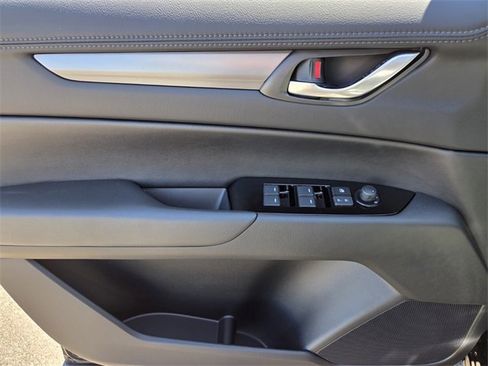 New 2025 MAZDA CX-5 AWD 2.5 S w/ Preferred Package image 9