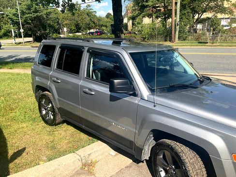 Used 2015 Jeep Patriot High Altitude image 16