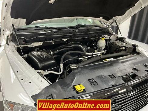 Used 2016 RAM 1500 Express AWD/4WD image 40