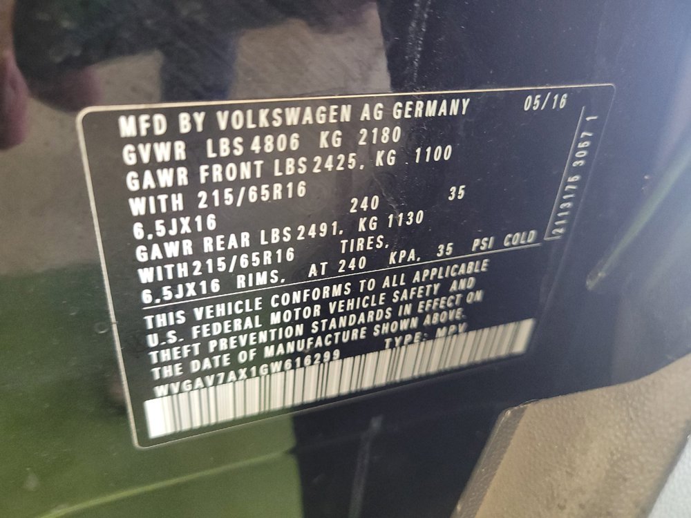 Used 2016 Volkswagen Tiguan S FWD image 33